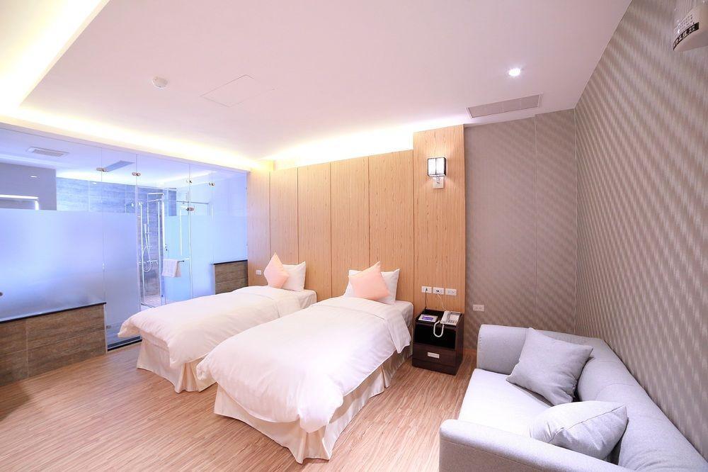 Garden Spring Hotel Jiaoxi Bagian luar foto