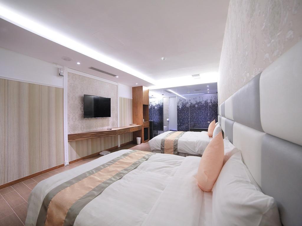 Garden Spring Hotel Jiaoxi Ruang foto