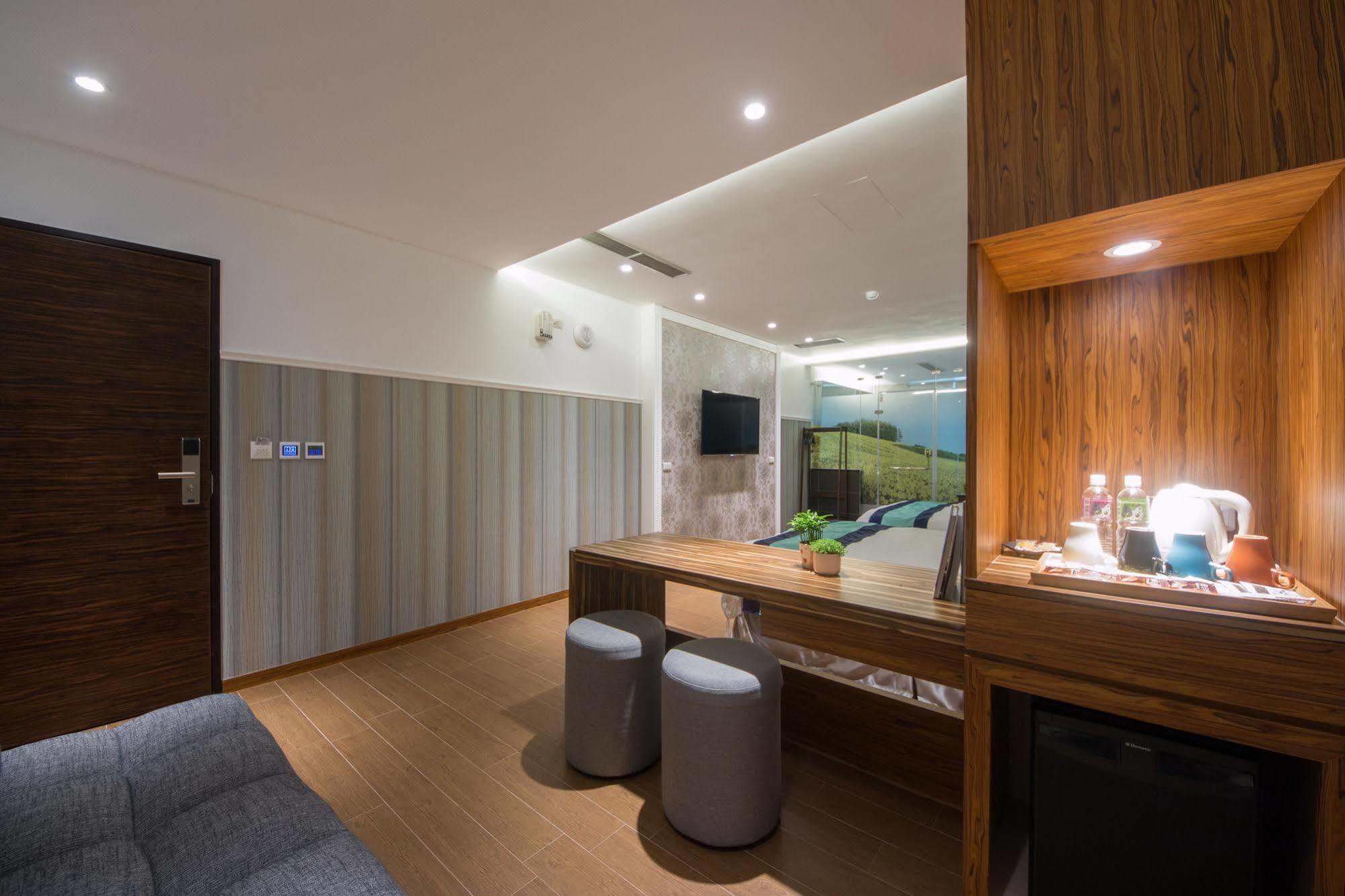 Garden Spring Hotel Jiaoxi Bagian luar foto